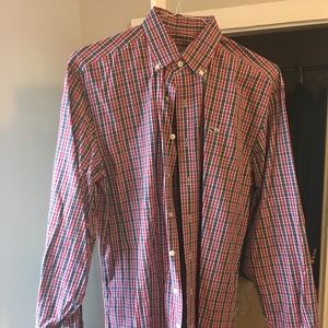 Vineyard Vines Button Down!